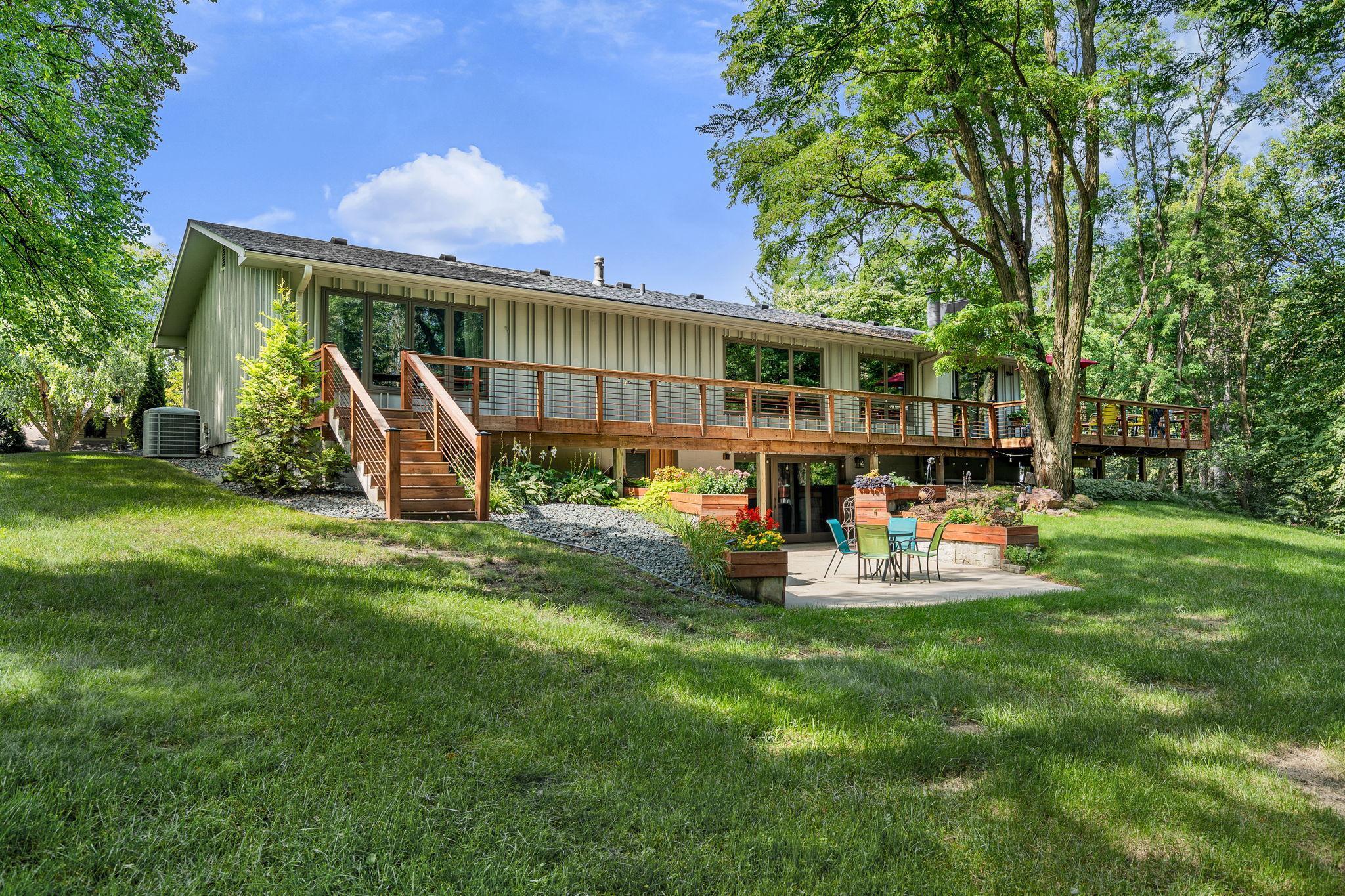 Owatonna, Minnesota 55060, United States, 4 Bedrooms Bedrooms, ,3 BathroomsBathrooms,Residential,Active,202143