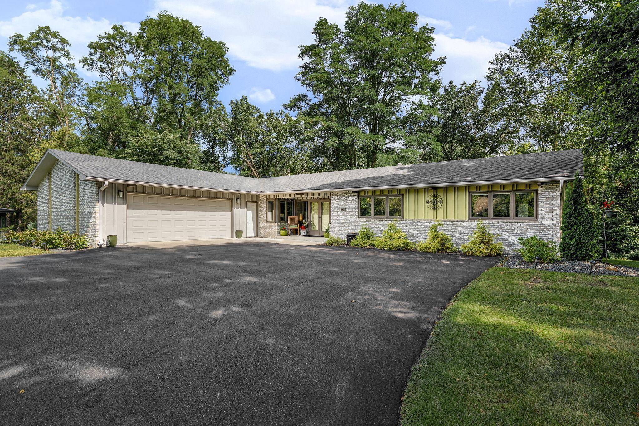 Owatonna, Minnesota 55060, United States, 4 Bedrooms Bedrooms, ,3 BathroomsBathrooms,Residential,Active,202143