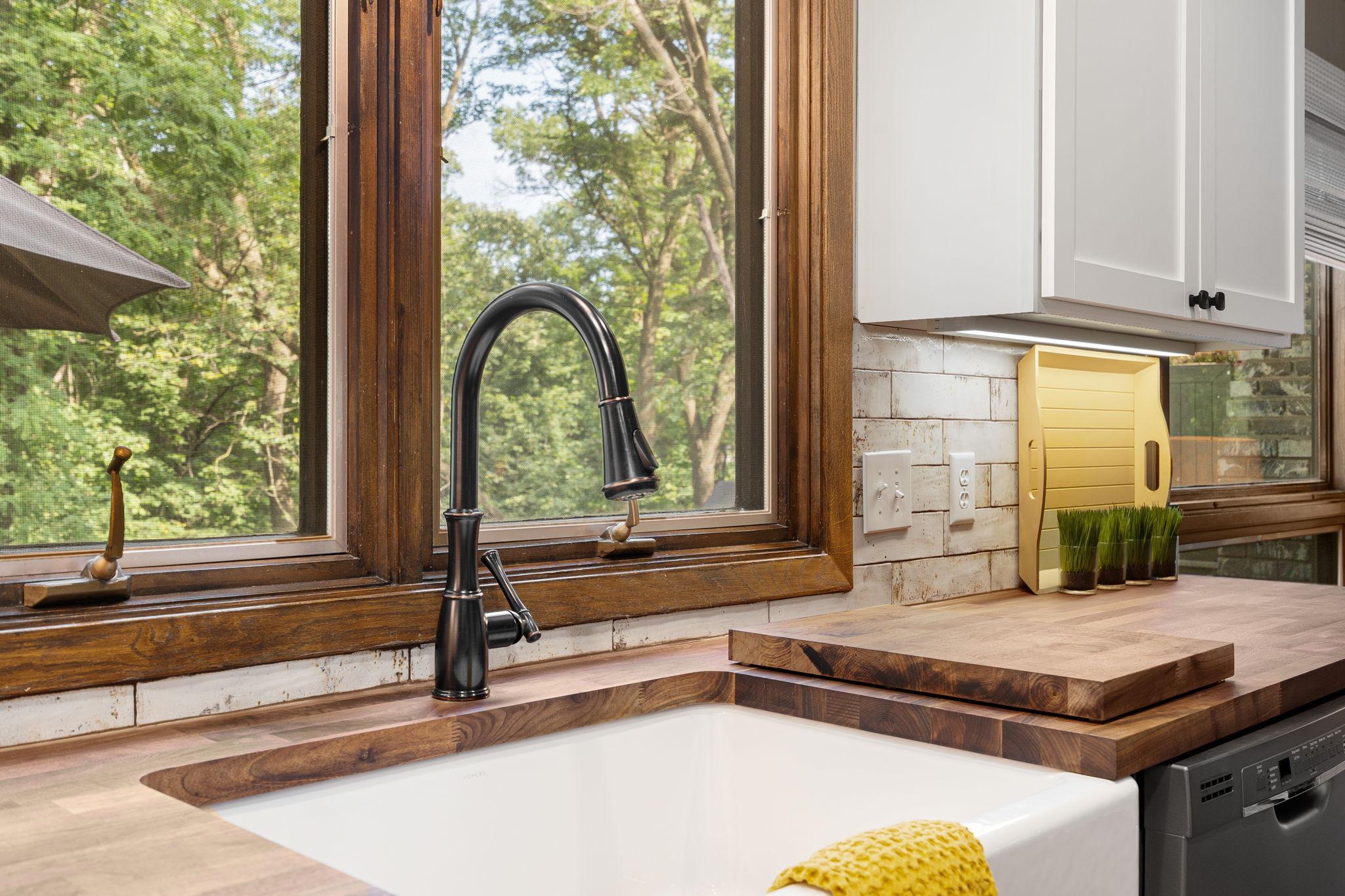 Owatonna, Minnesota 55060, United States, 4 Bedrooms Bedrooms, ,3 BathroomsBathrooms,Residential,Active,202143