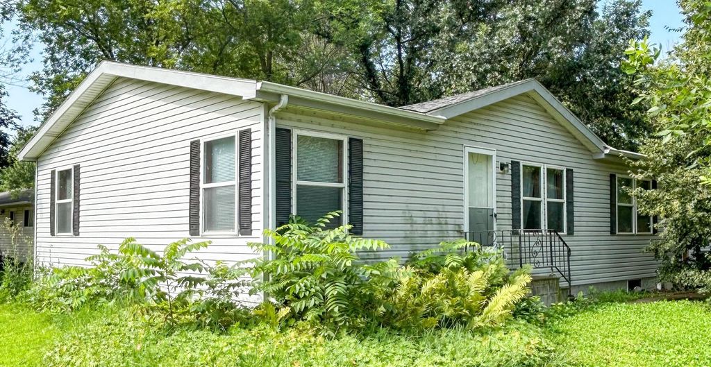 Photo of 310 E Scott Street, Jeffers, MN 56145 (MLS # 6823657)