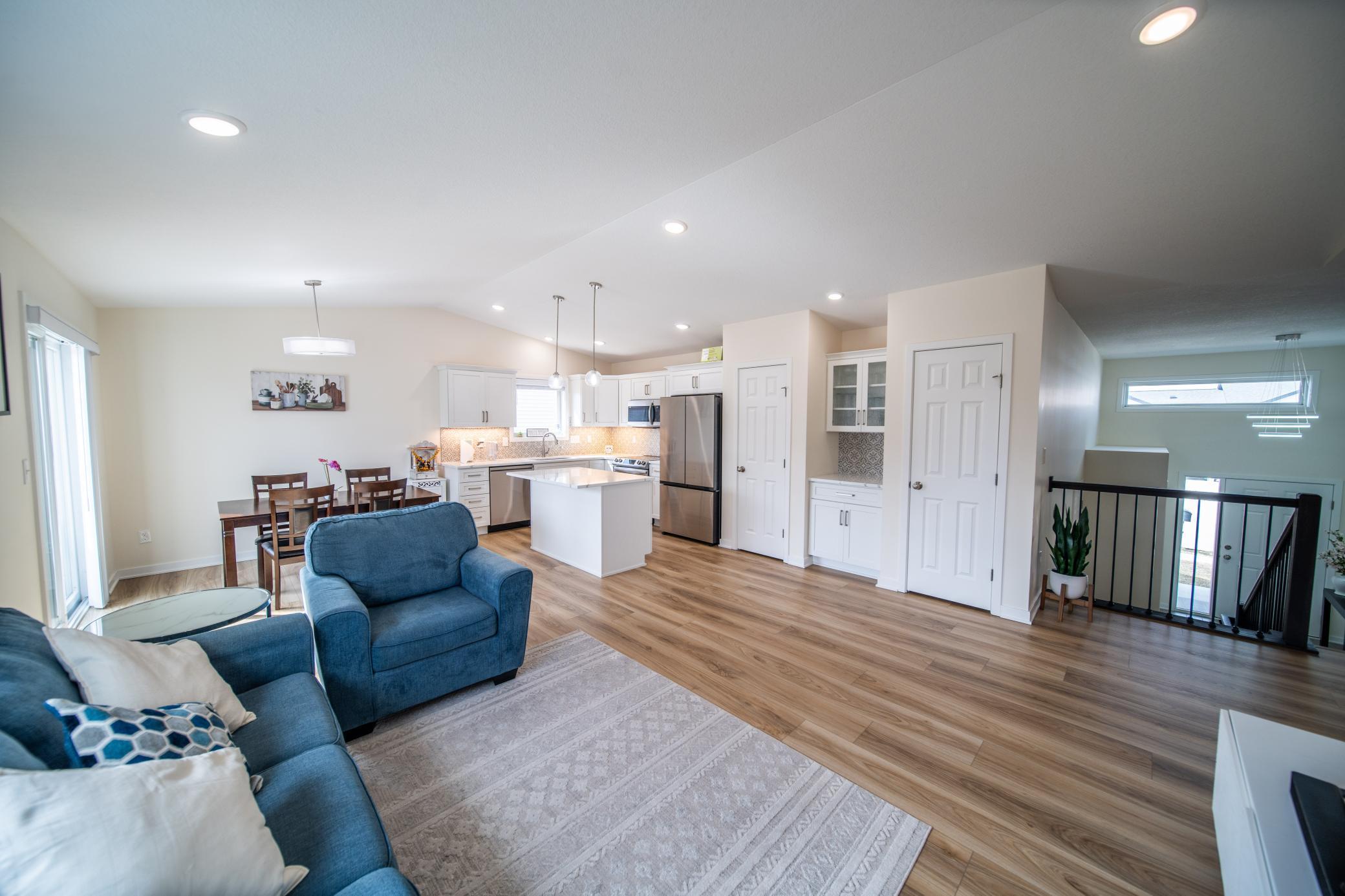 6138 Sandstone Street NW