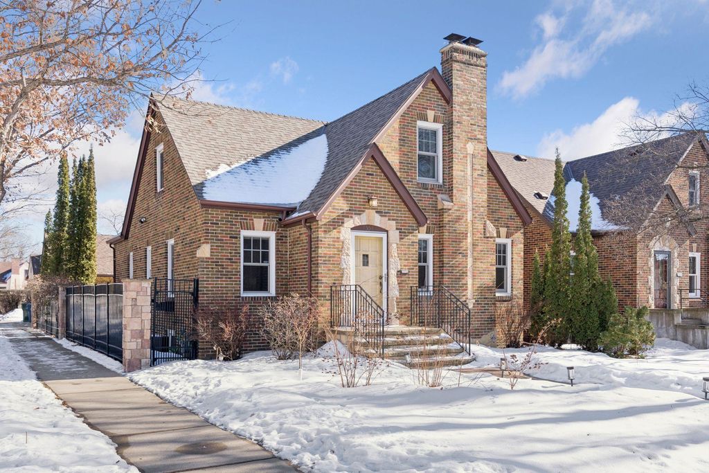 Photo of 1558 Simpson Street, Saint Paul, MN 55108 (MLS # 7017911)