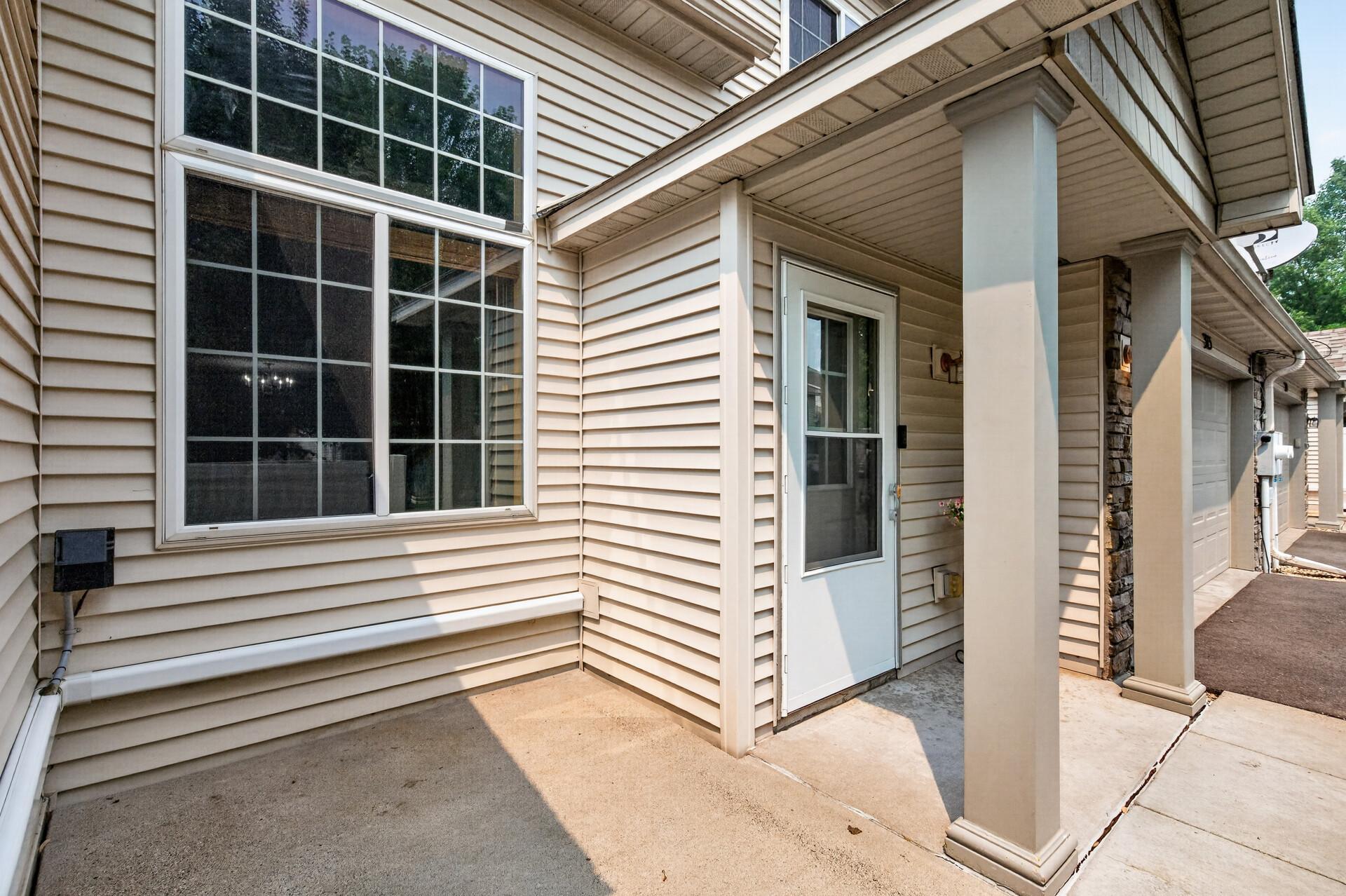 375 Arrowhead Drive