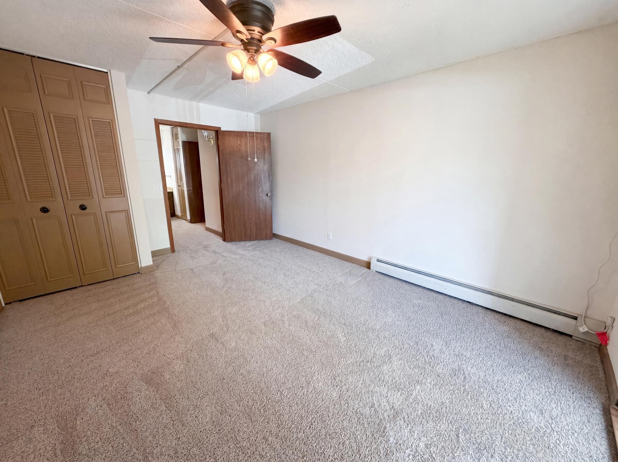 10511 Cedar Lake Road 205