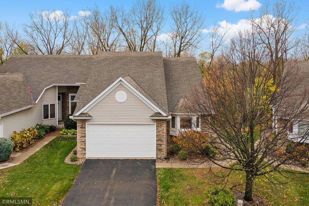 Photo of 4221 Bristol Run, Shoreview, MN 55126 (MLS # 7166093)