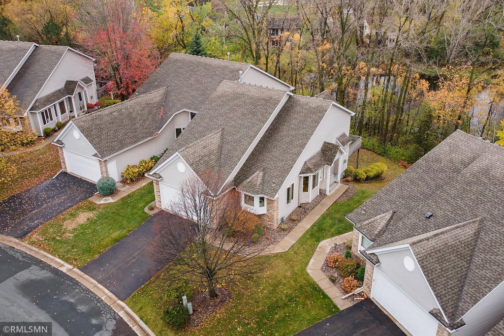 Photo of 4221 Bristol Run, Shoreview, MN 55126 (MLS # 7166093)