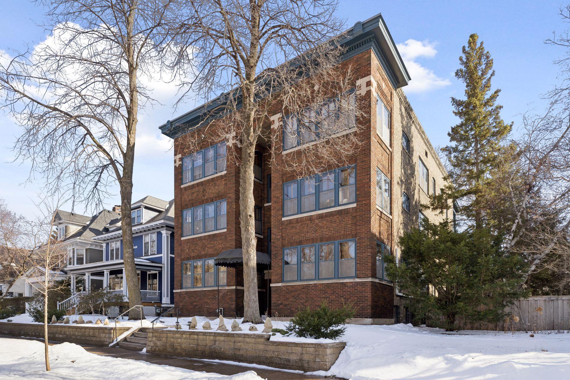 666 Lincoln Avenue B