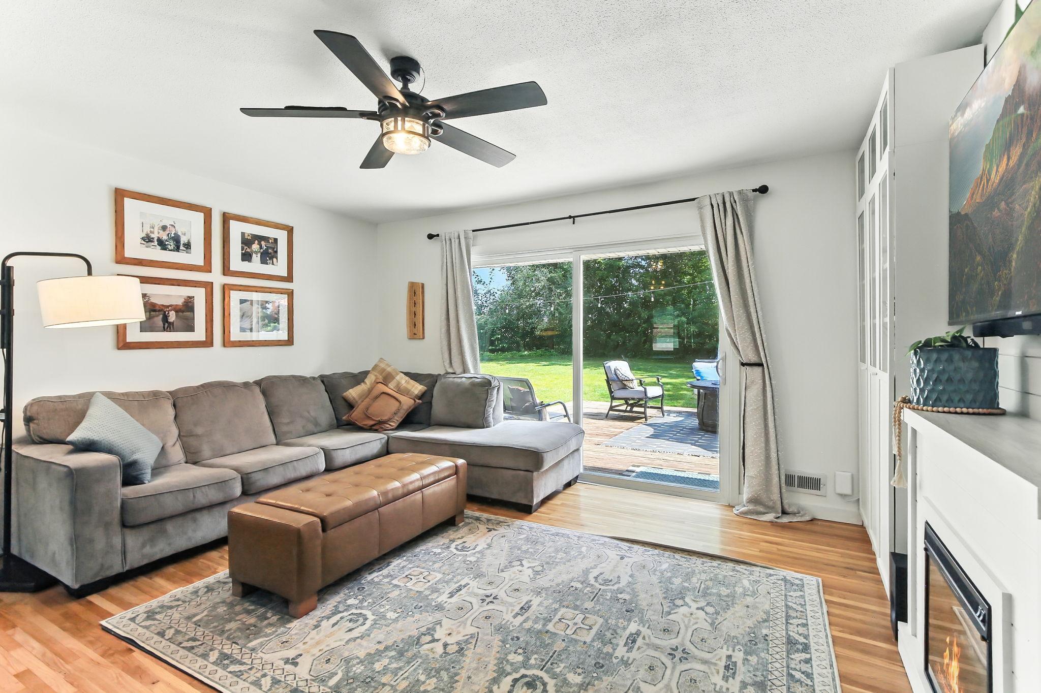 1015 Lowell Drive