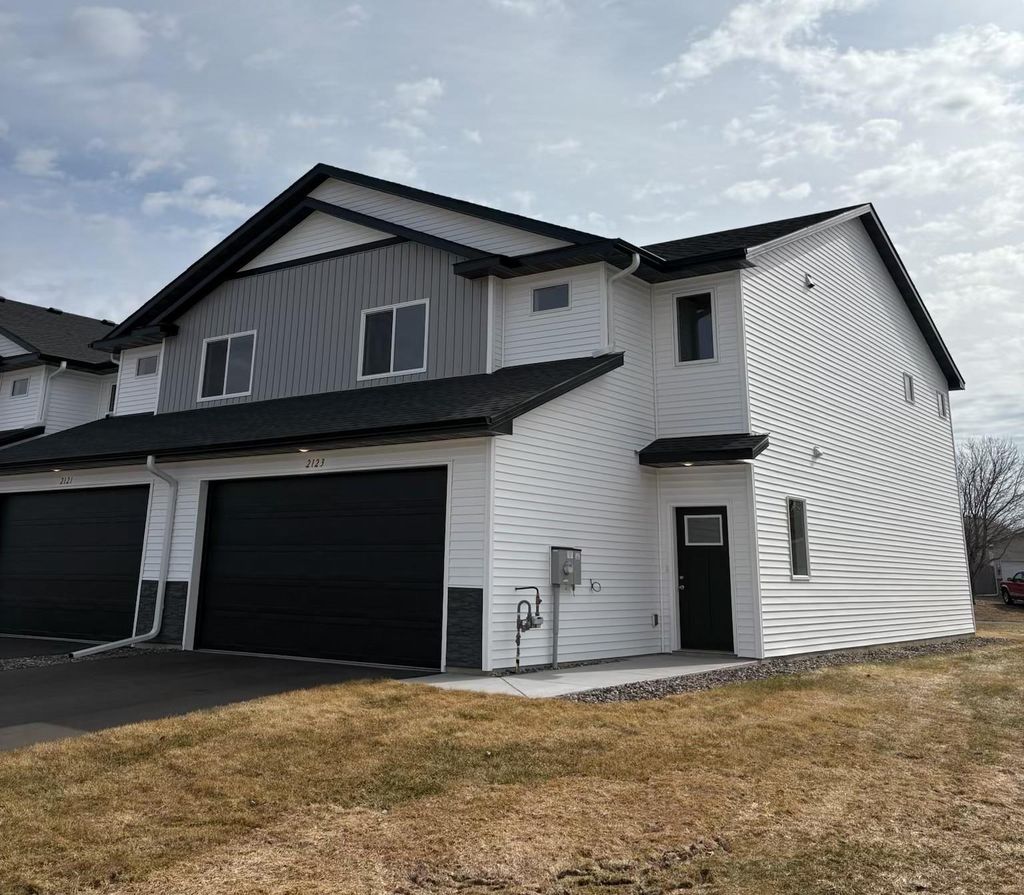 Photo of 2123 Cleveland Way S, Cambridge, MN 55008 (MLS # 7043975)