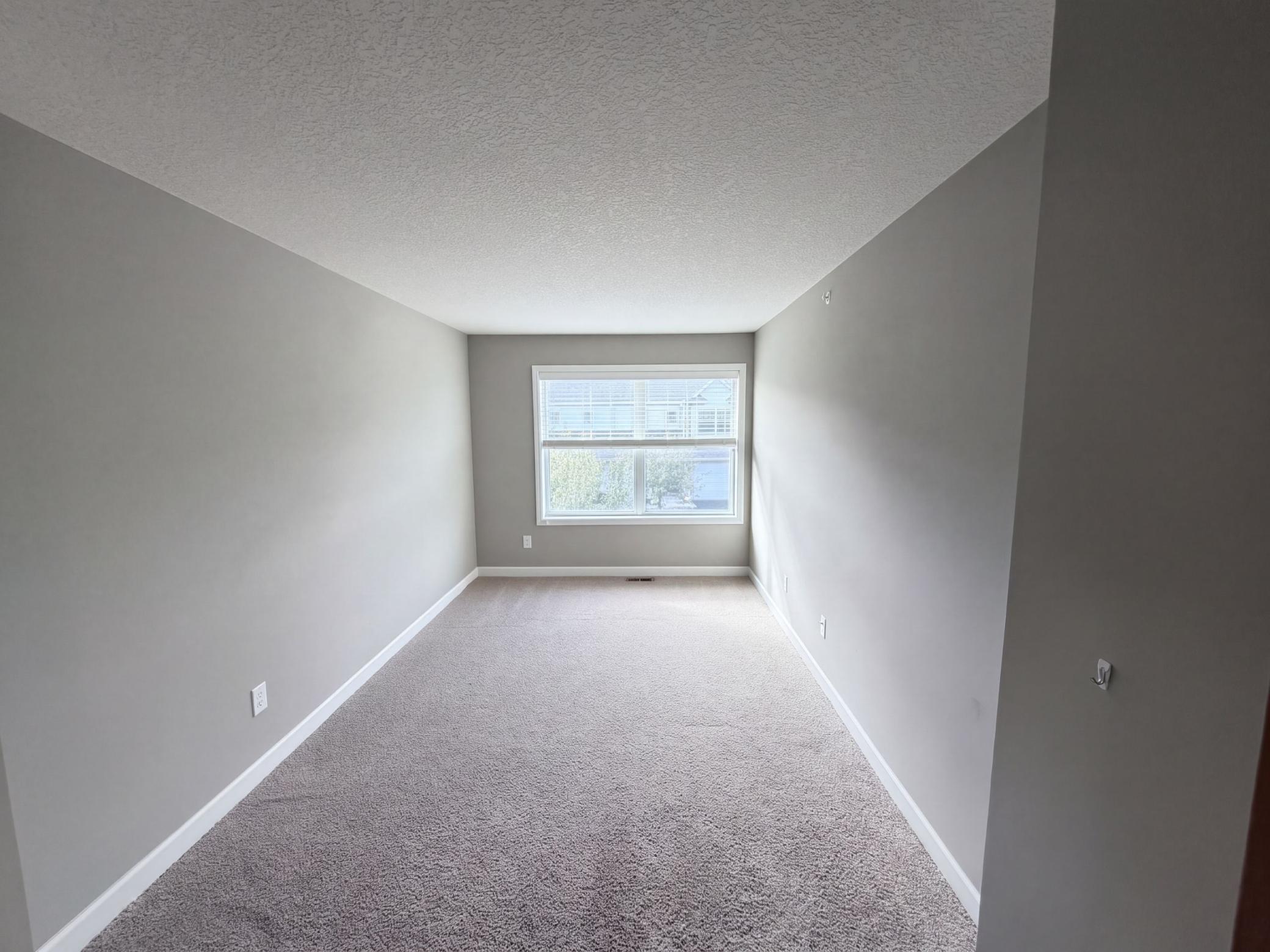 9873 5th Street Lane N