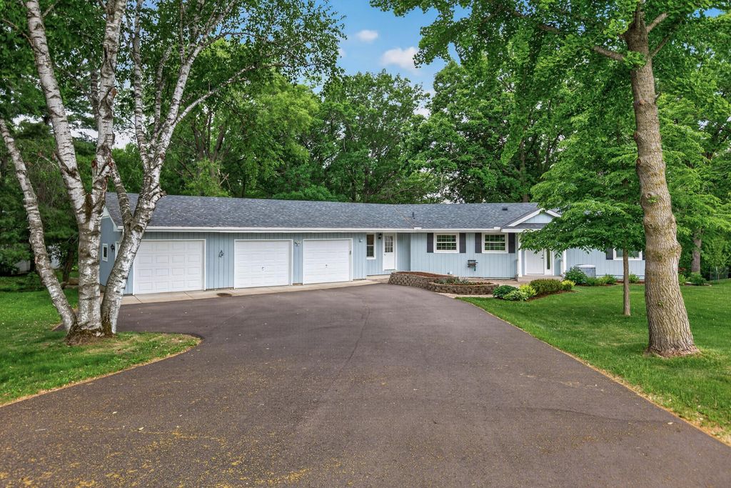 Photo of 1350 Oldridge Avenue N, Stillwater, MN 55082 (MLS # 7090746)