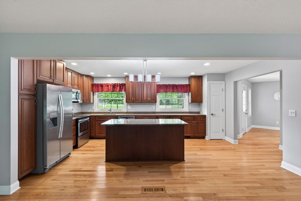 Photo of 1350 Oldridge Avenue N, Stillwater, MN 55082 (MLS # 7090746)