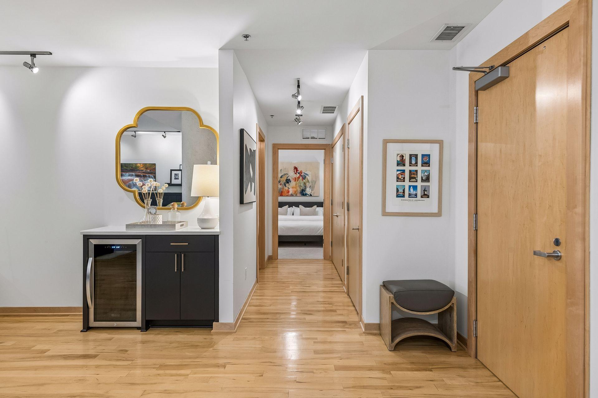 215 10th Avenue S 321