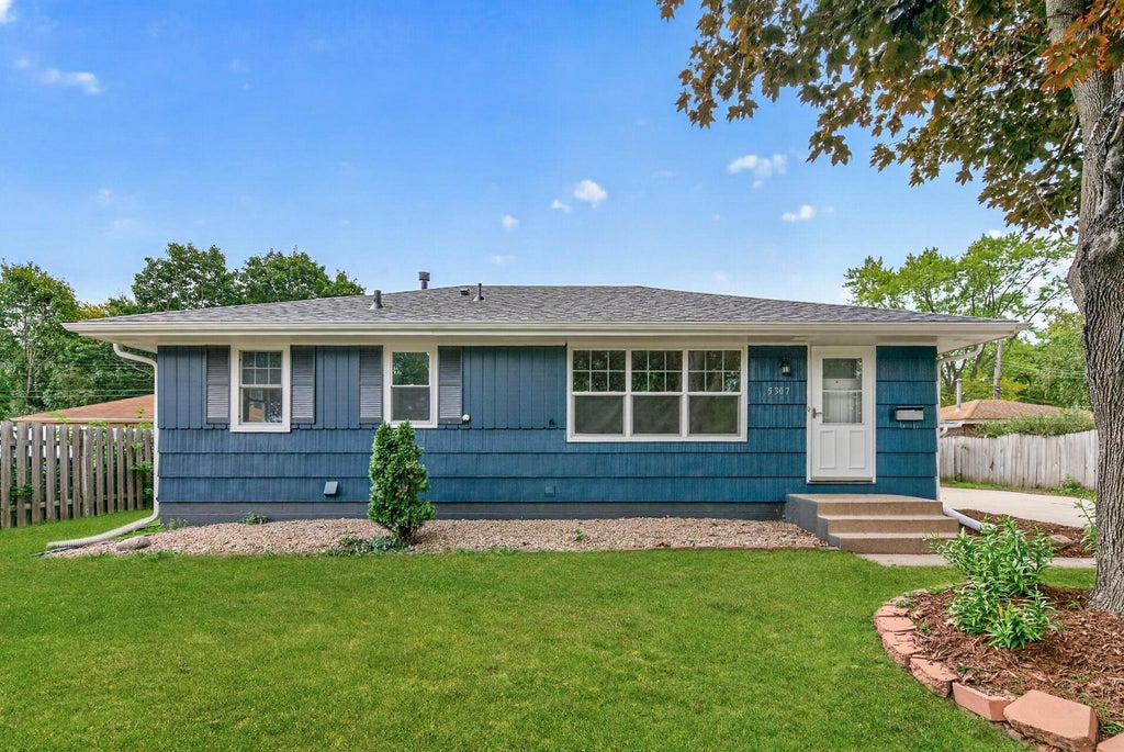 Photo of 5307 66th Avenue N, Brooklyn Center, MN 55429 (MLS # 7125043)