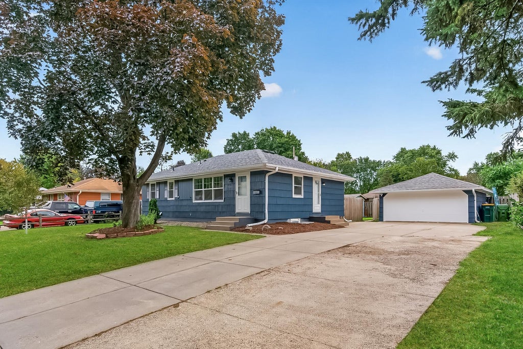 Photo of 5307 66th Avenue N, Brooklyn Center, MN 55429 (MLS # 7125043)