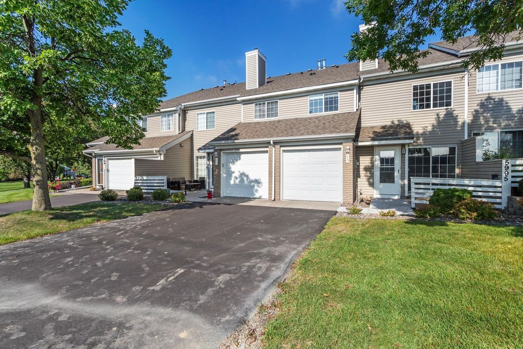 Photo of 5995 Wedgewood Lane N #75, Plymouth, MN 55446 (MLS # 6805125)