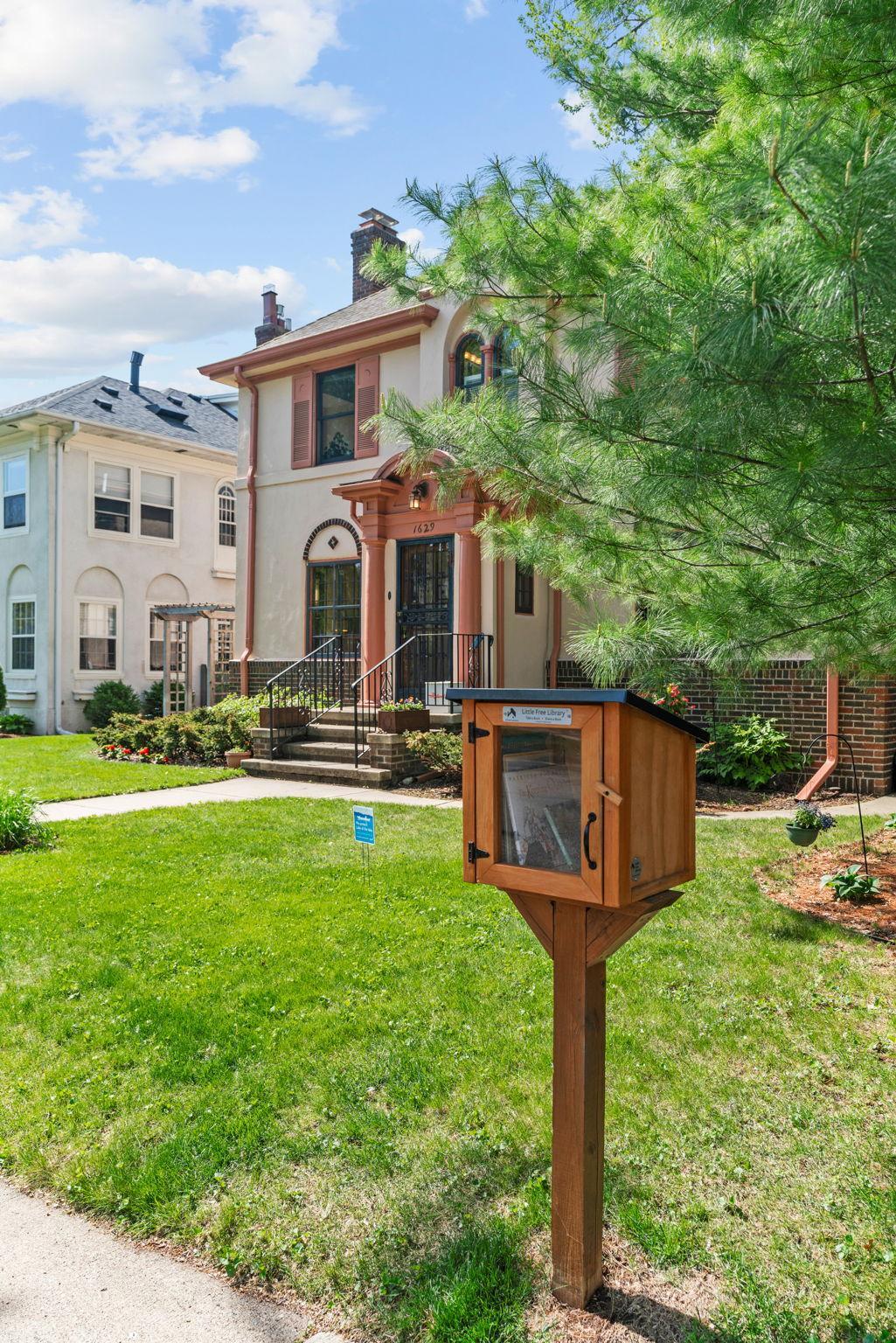 1629 W 25th Street