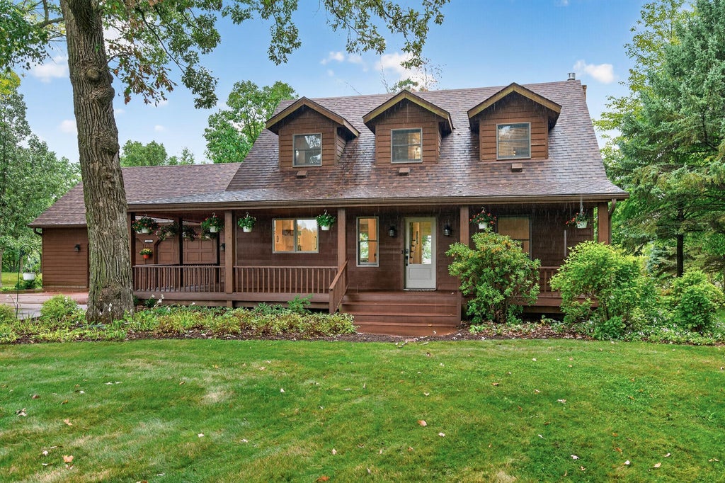 Photo of 14213 263rd Street, Lindstrom, MN 55045 (MLS # 7148297)
