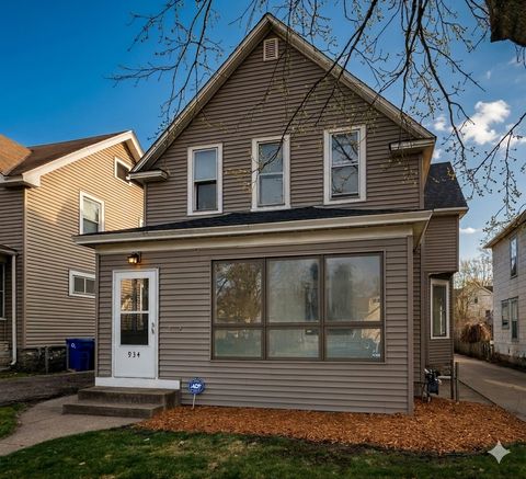 934 Arkwright Street Saint Paul MN 55130