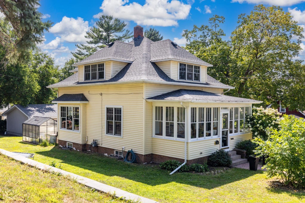 Photo of 115 Mill Street E, Cannon Falls, MN 55009 (MLS # 7131416)