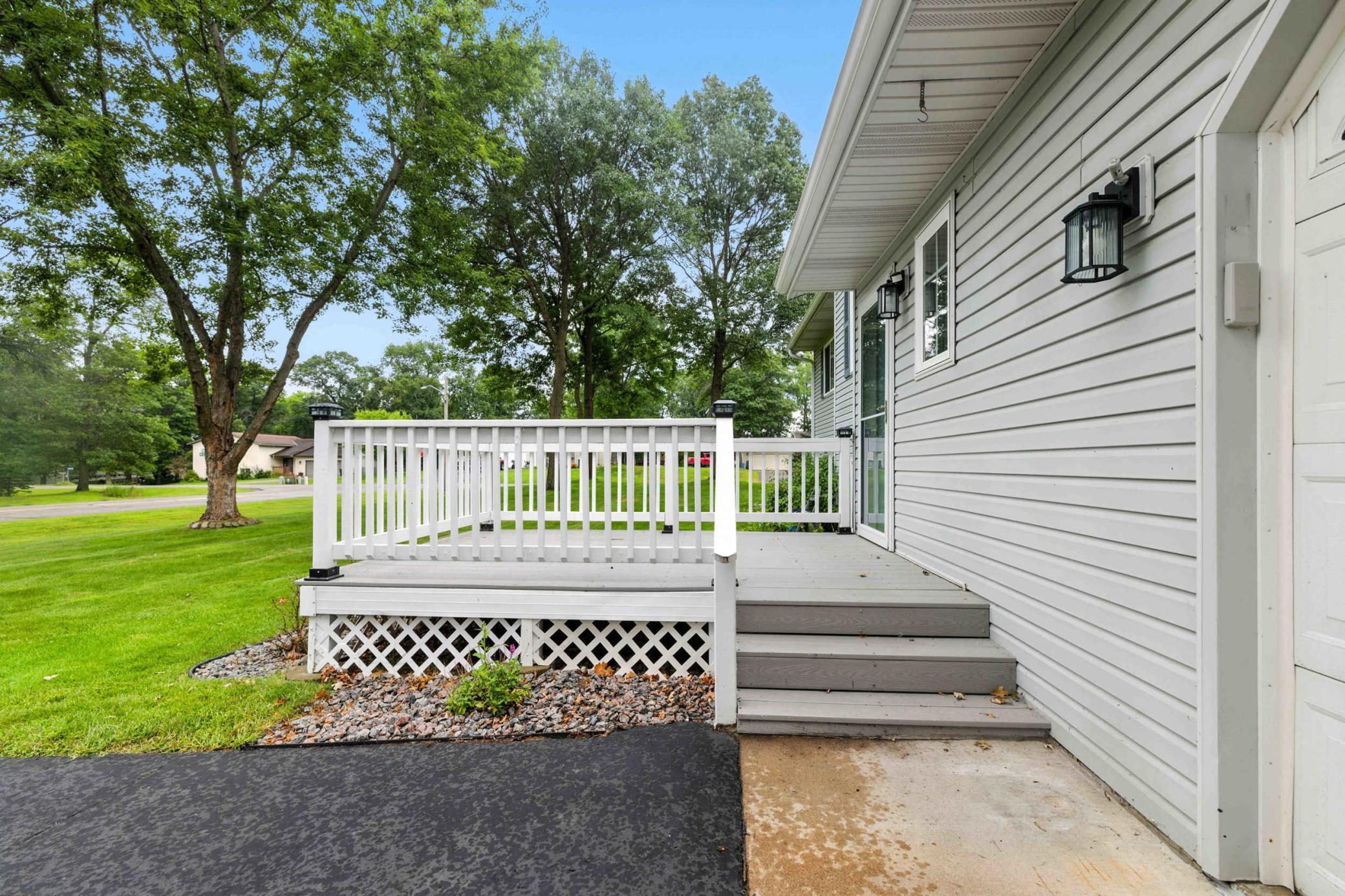 13895 Grand Oaks Court