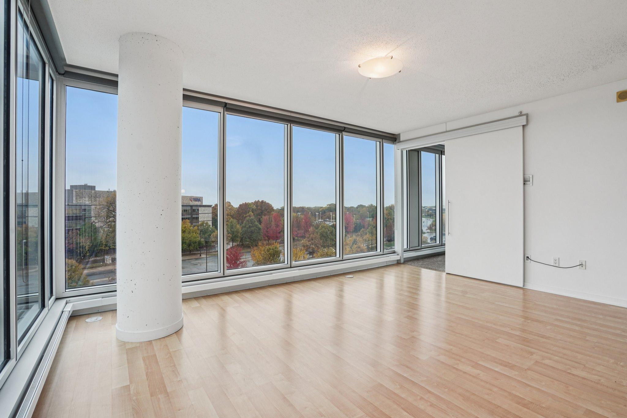 8161 33rd Avenue S 606