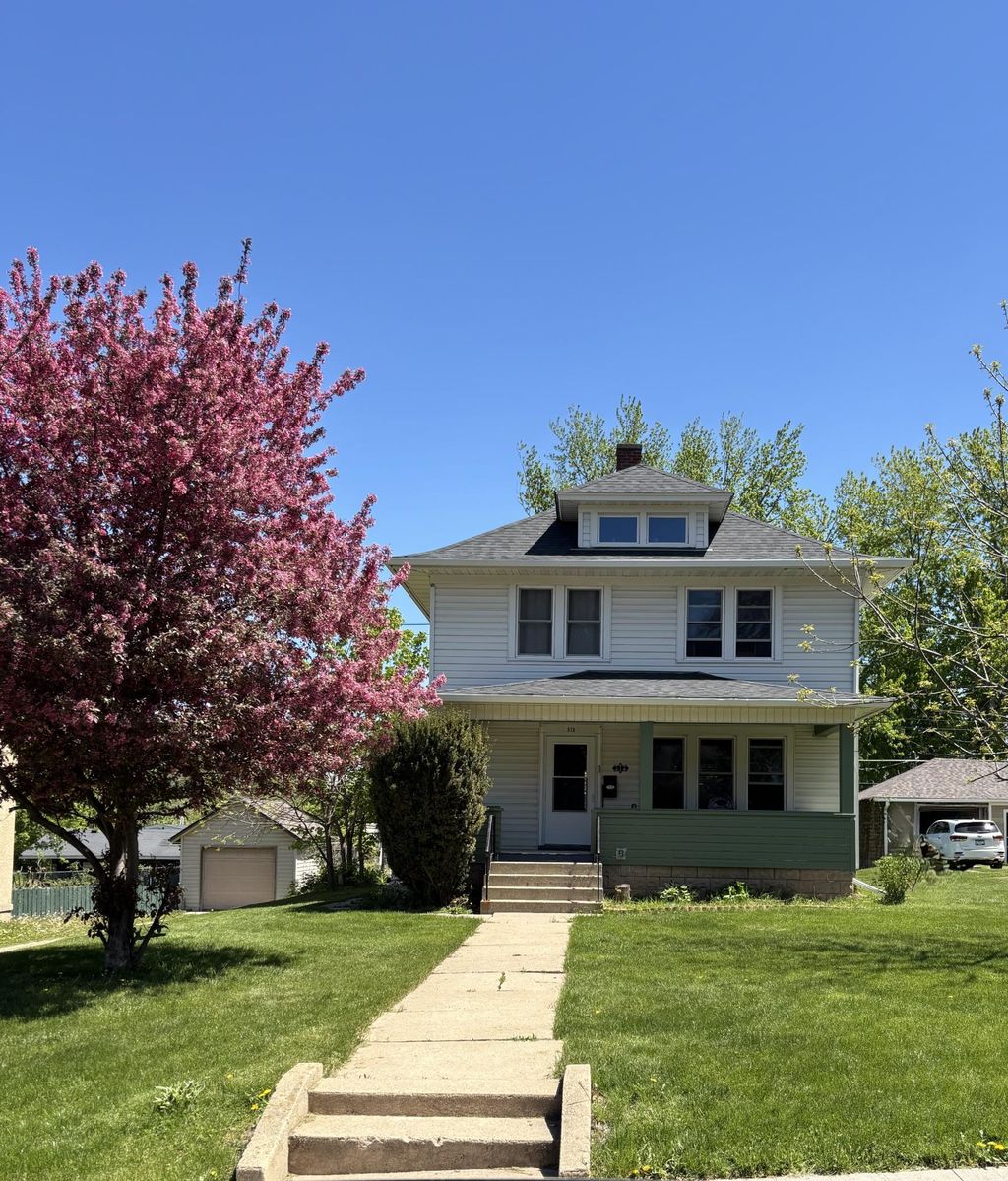 Photo of 513 Red Wing Avenue, Kenyon, MN 55946 (MLS # 7075502)