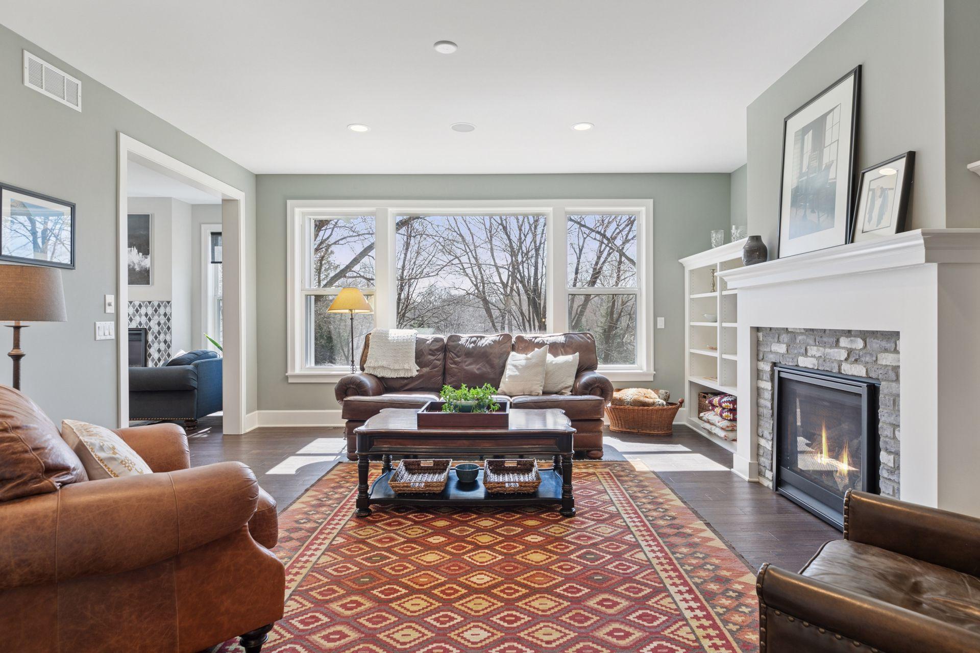 648 Sunset Lane