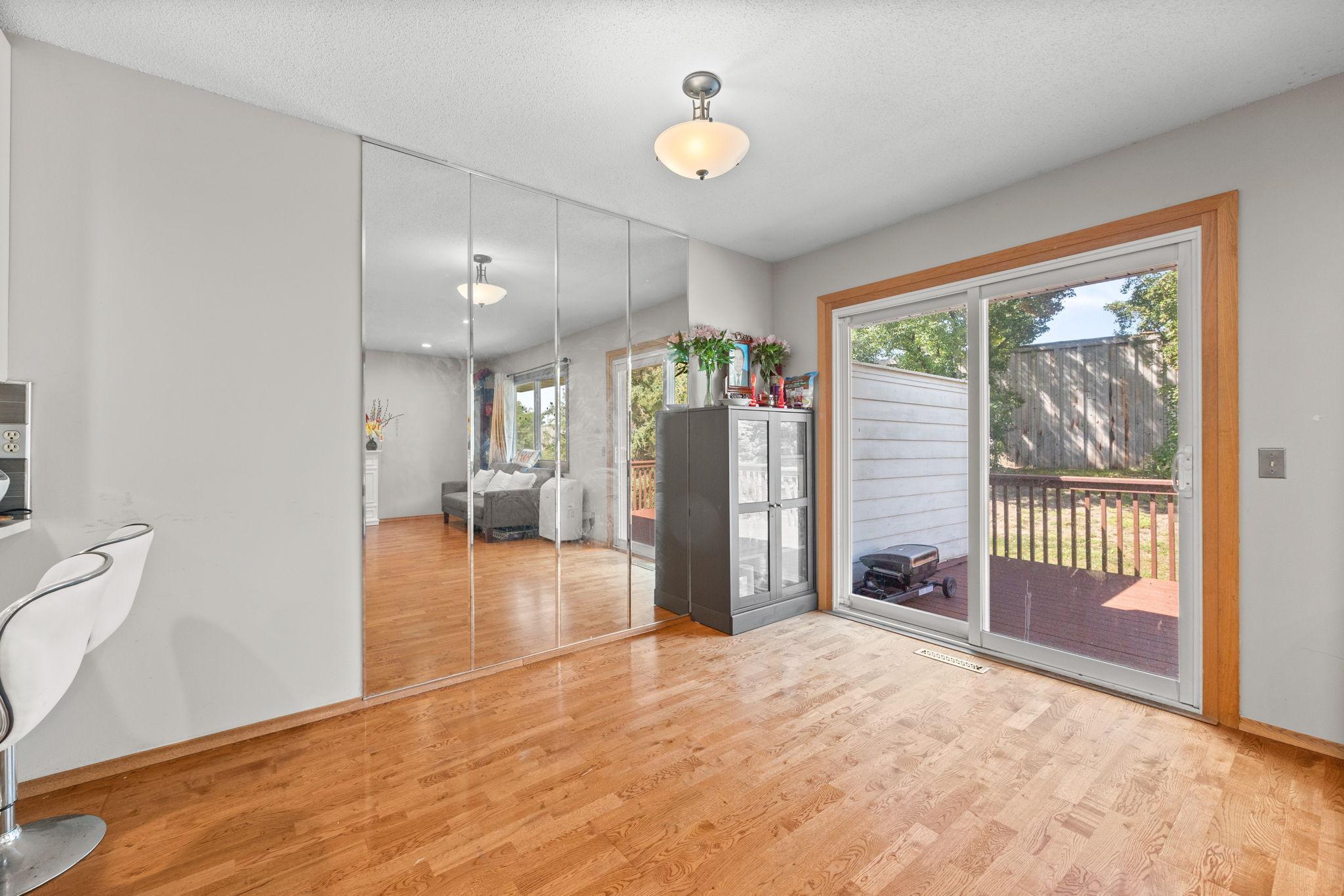 10434 S Decatur Avenue S