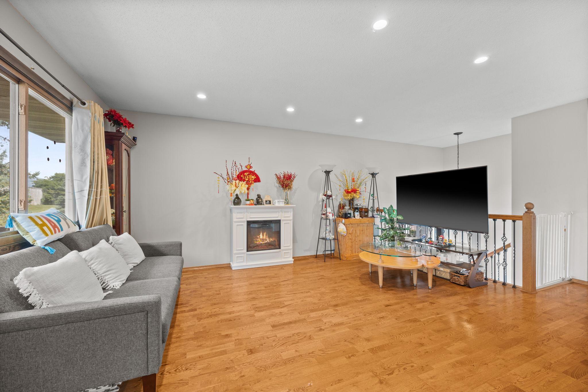 10434 S Decatur Avenue S