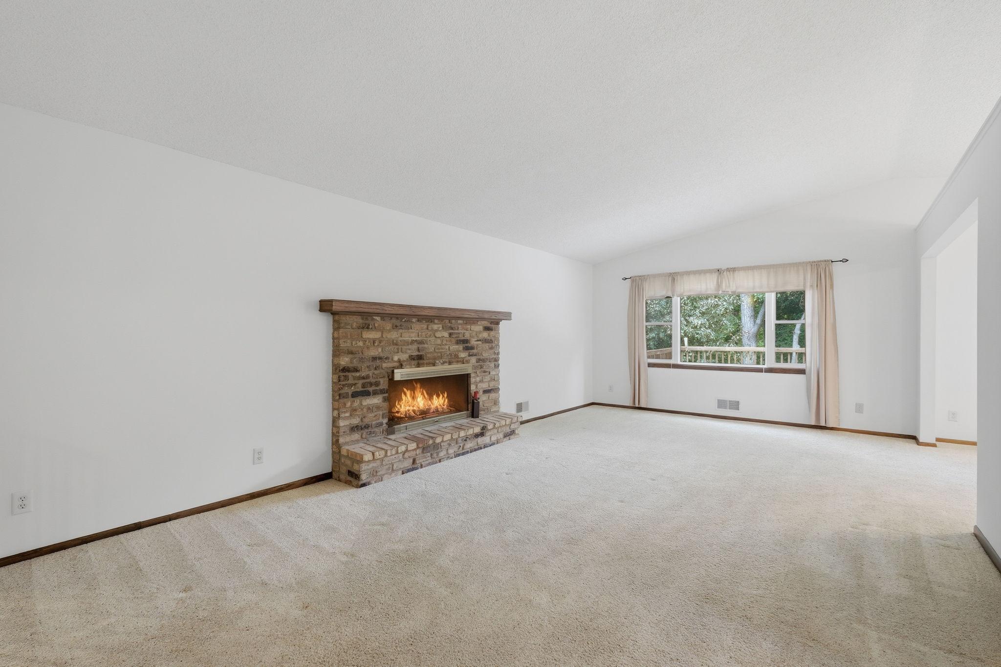 16500 Lake Ridge Drive