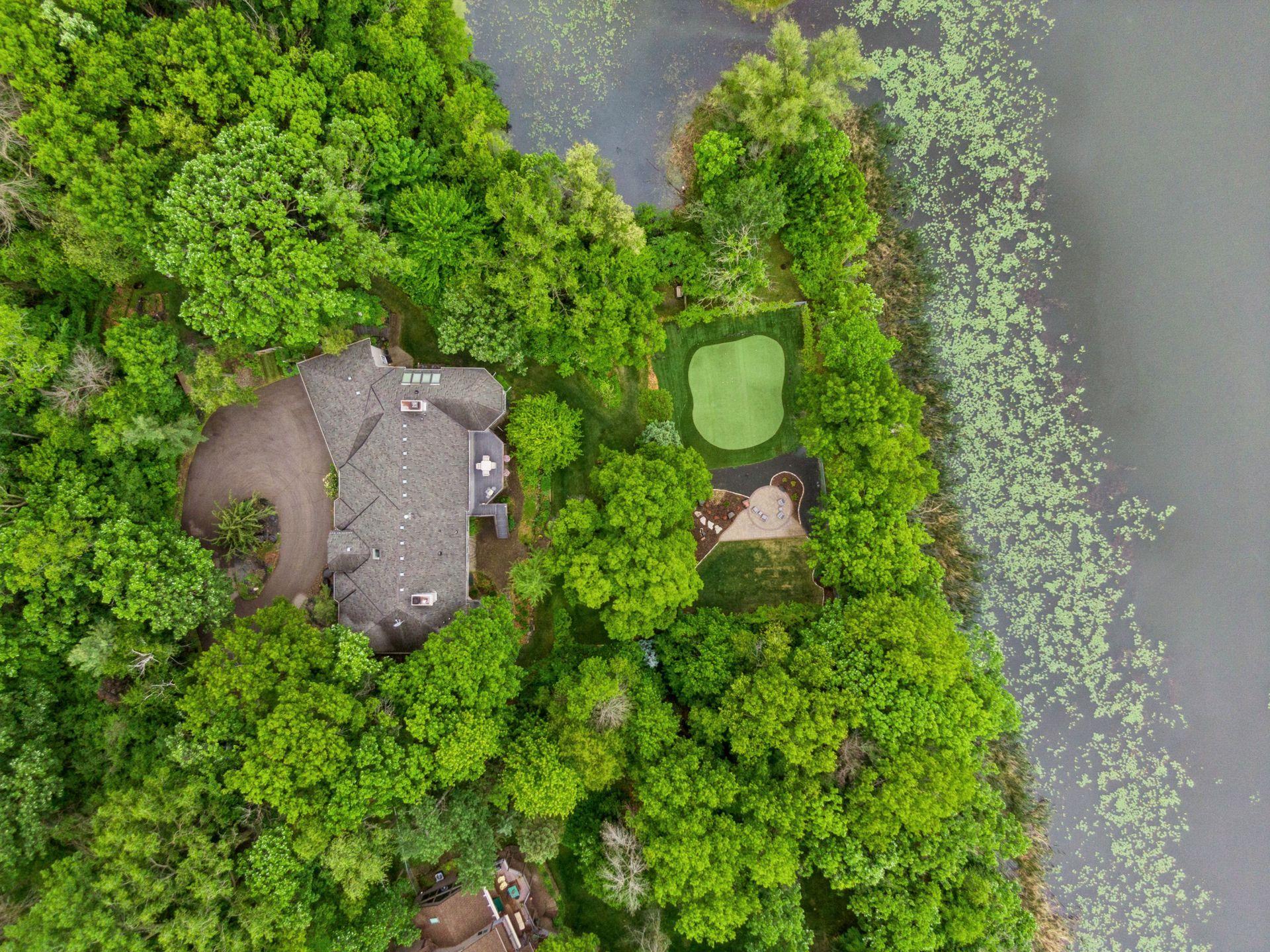 8920 Southwood Drive