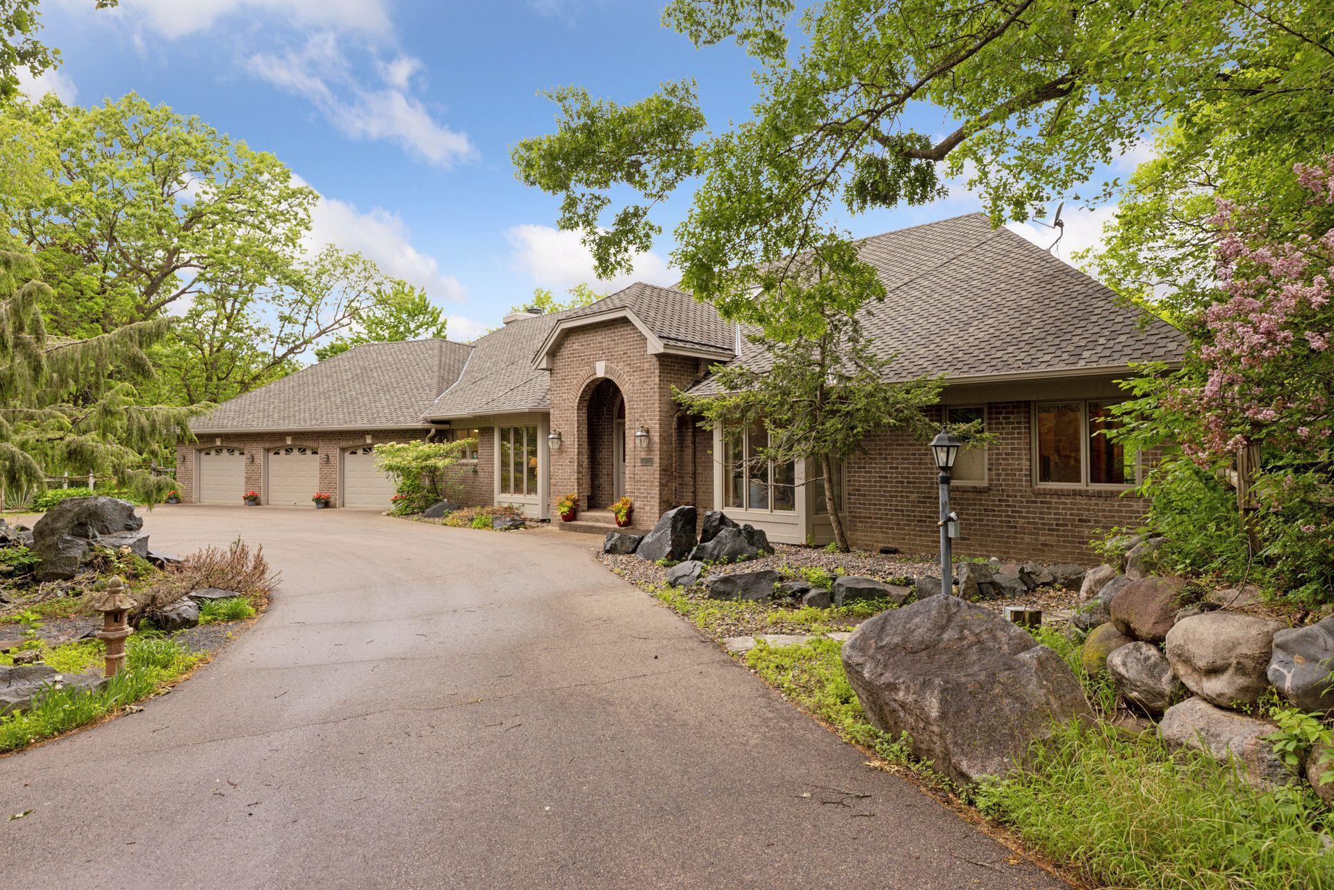 8920 Southwood Drive