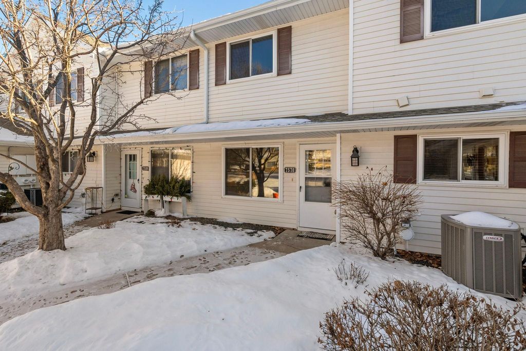 Photo of 7570 15th Street Lane N, Oakdale, MN 55128 (MLS # 7005963)