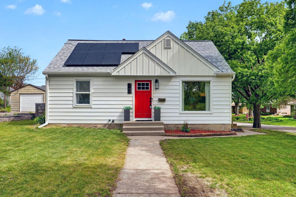 Photo of 4100 43rd Avenue N, Robbinsdale, MN 55422 (MLS # 7035159)