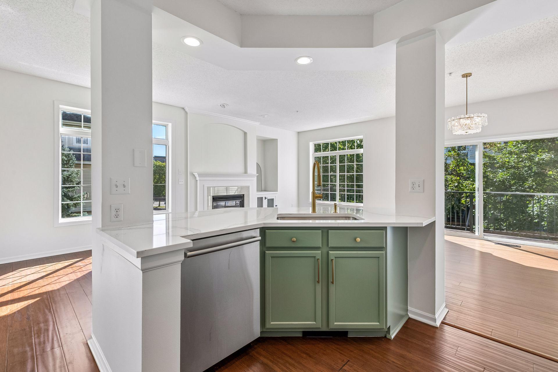 7614 Southridge Lane