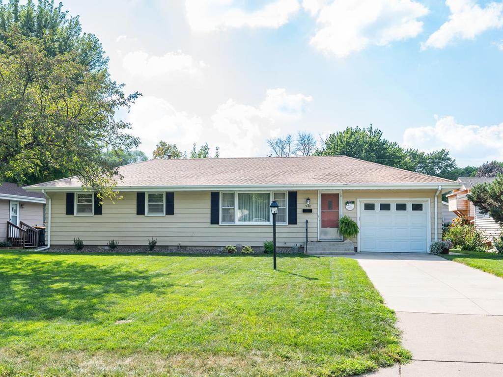 Photo of 948 Main Street S, Shakopee, MN 55379 (MLS # 7135710)
