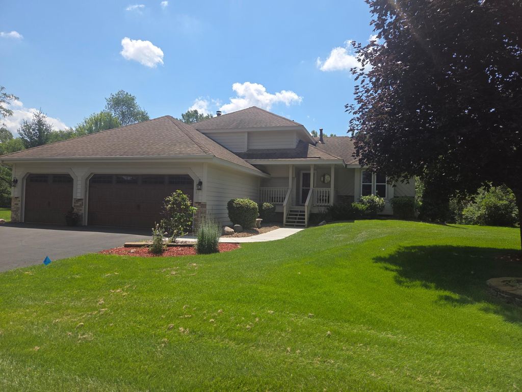 Photo of 1801 87th Trail N, Brooklyn Park, MN 55443 (MLS # 7106634)