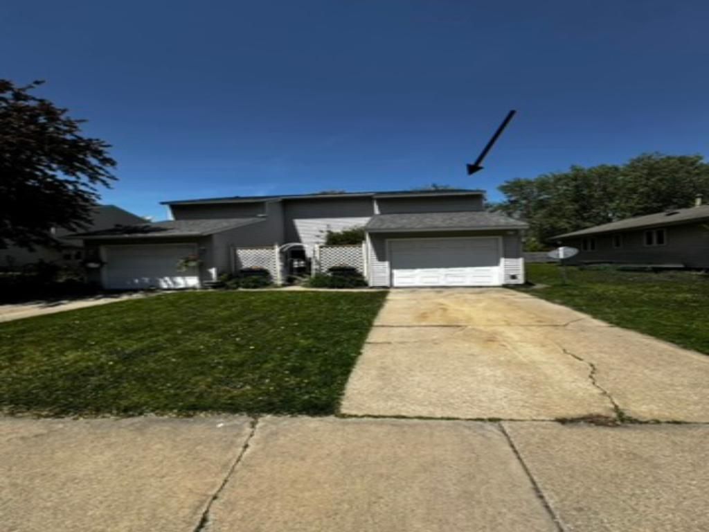 Photo of 1821 28th Street NW, Rochester, MN 55901 (MLS # 7075239)