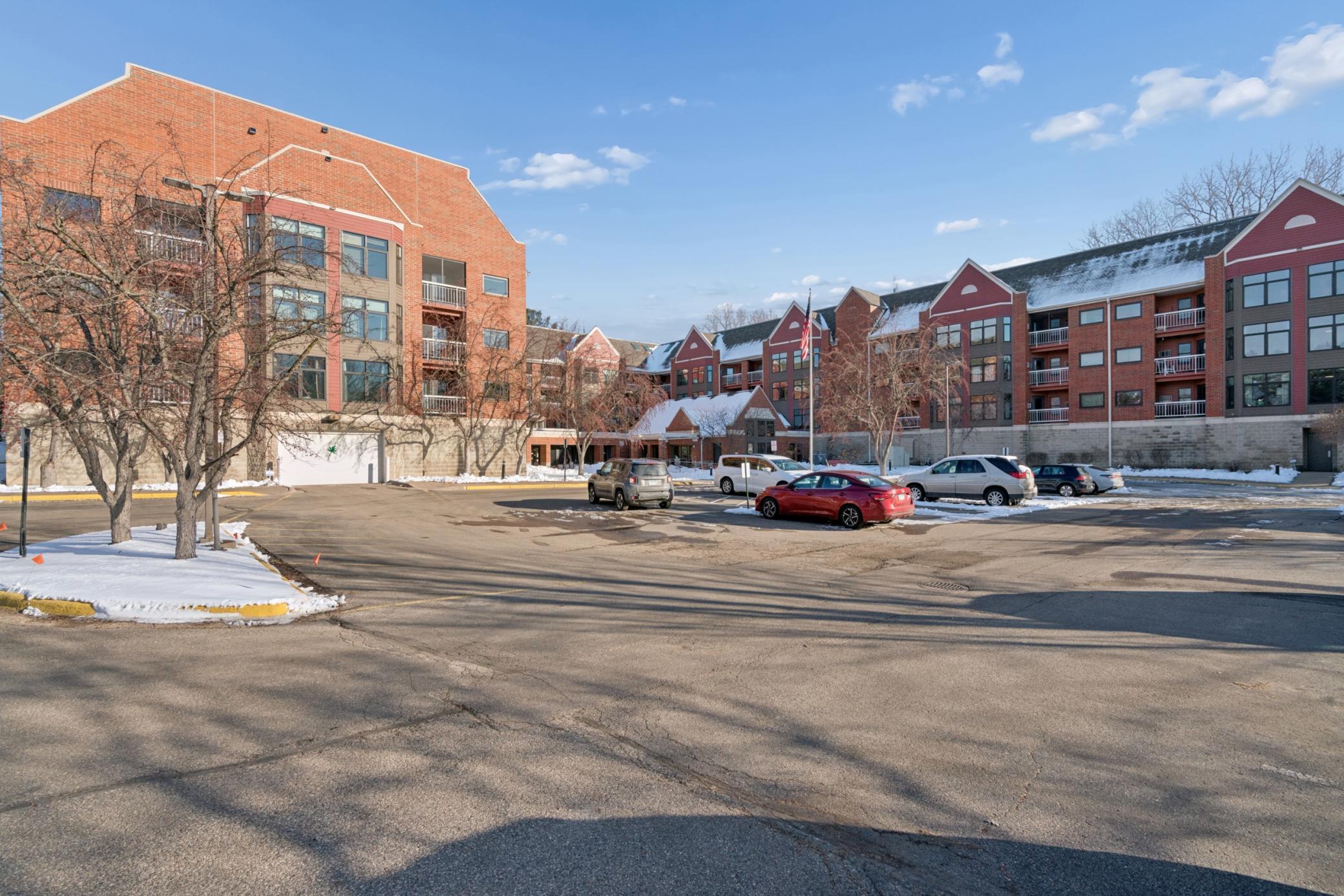 500 County Road B W 134