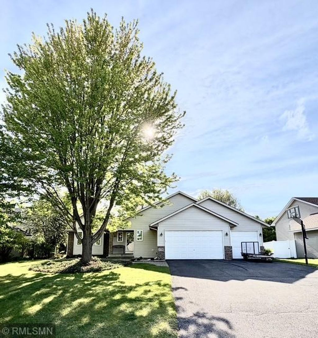 Photo of 3750 Westin Avenue, Woodbury, MN 55125 (MLS # 7079137)