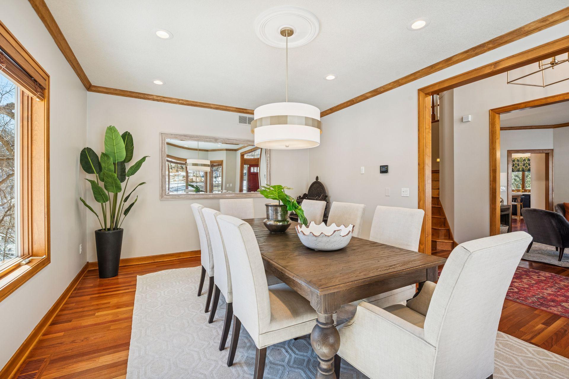 816 Westwood Drive S