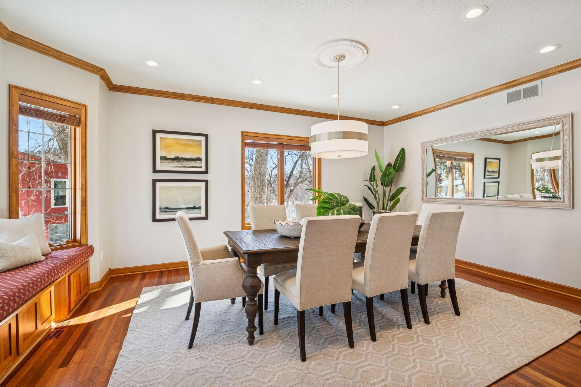 816 Westwood Drive S