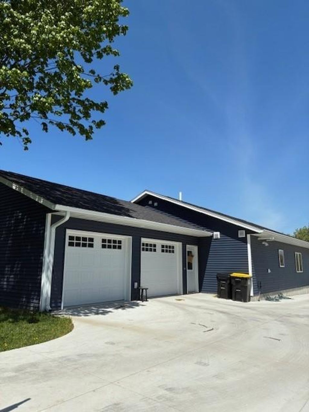 Photo of 916 E Main Street, Caledonia, MN 55921 (MLS # 7079928)