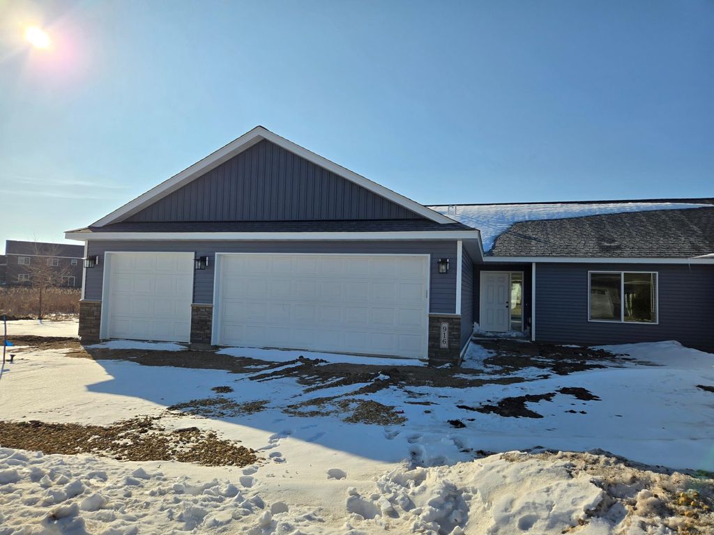Photo of 916 Katelyn Circle NE, Montgomery, MN 56069 (MLS # 7039546)