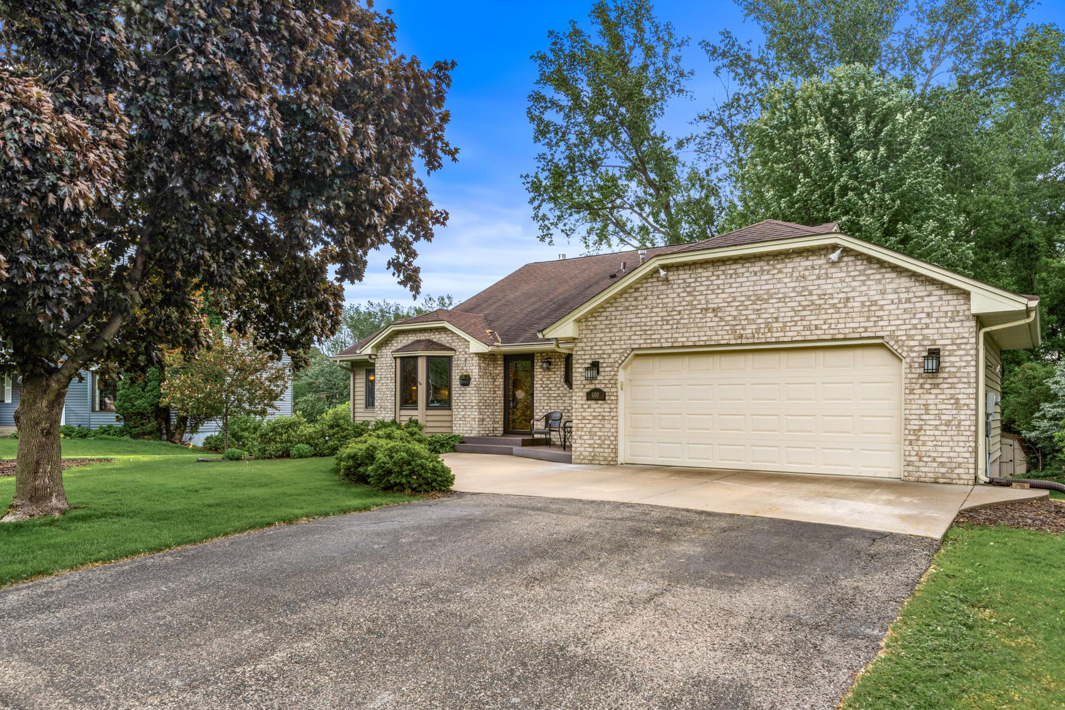 480 Suzanne Avenue