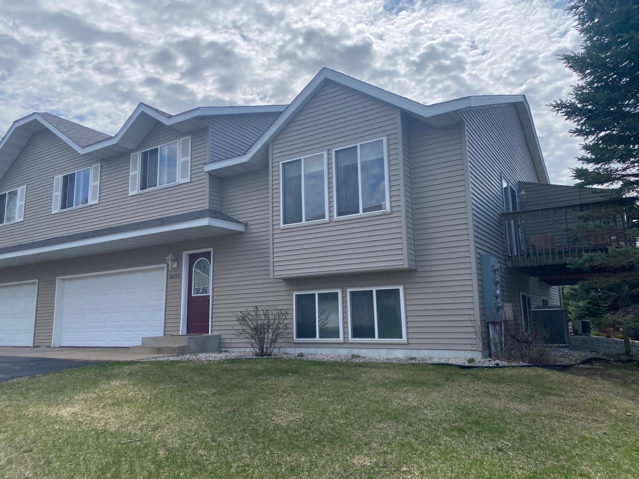 4295 Mallard Place SE