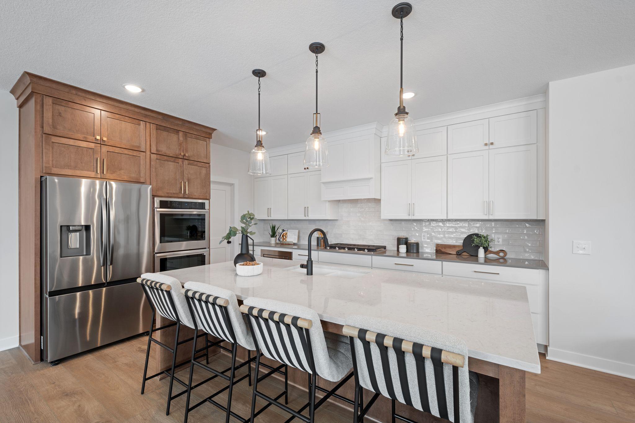 10184 Queensland Lane N