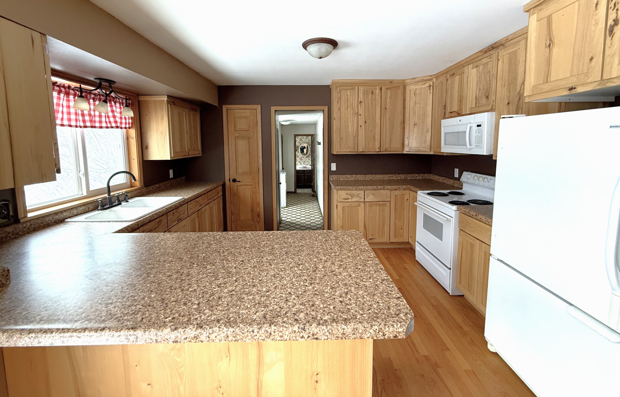 Clearbrook, Minnesota 56634, United States, 3 Bedrooms Bedrooms, ,3 BathroomsBathrooms,Residential,Active,166343