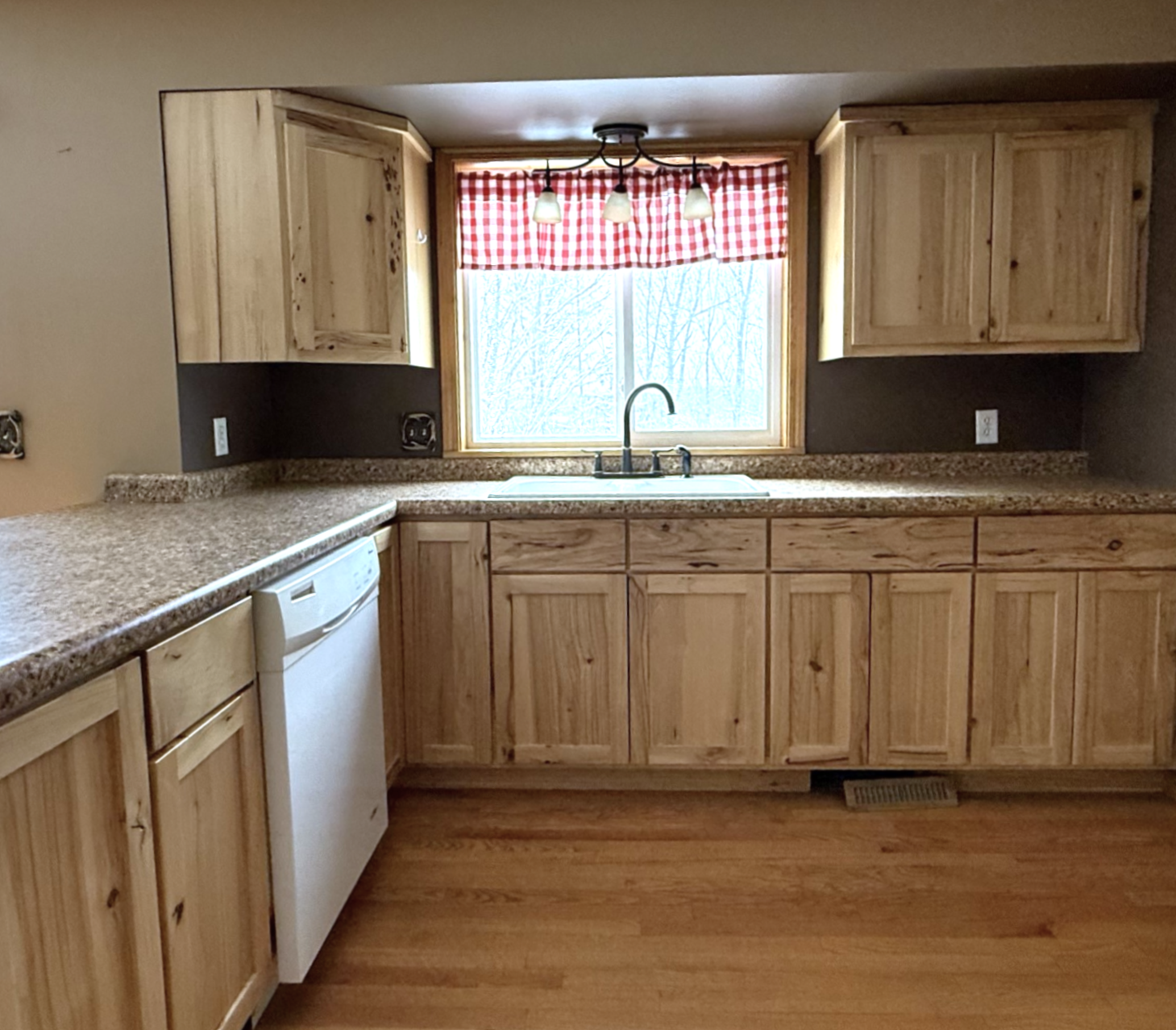 Clearbrook, Minnesota 56634, United States, 3 Bedrooms Bedrooms, ,3 BathroomsBathrooms,Residential,Active,166343